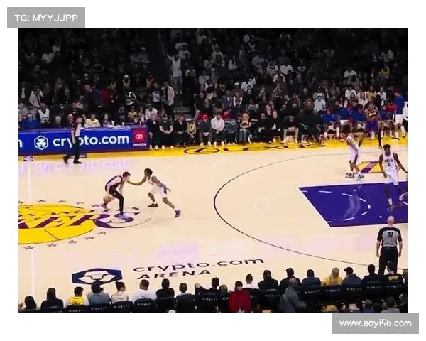 深入剖析NBA挡拆配合战术发展与实际应用的多维探讨 深入剖析NBA挡拆配合战术发展与实际应用的多维探讨